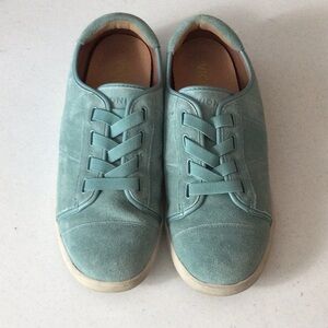 Vionic Jean Suede Teal Sneakers